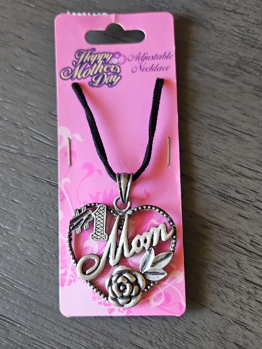 Mother's Day Pendant Adjustable Necklace New Unopened #1 Mom